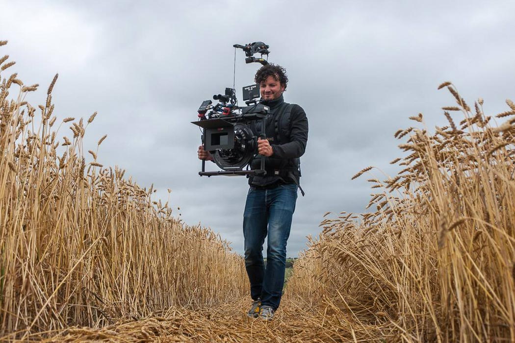 FoMaSystems handheld Gimbal Maxima carried through a field
