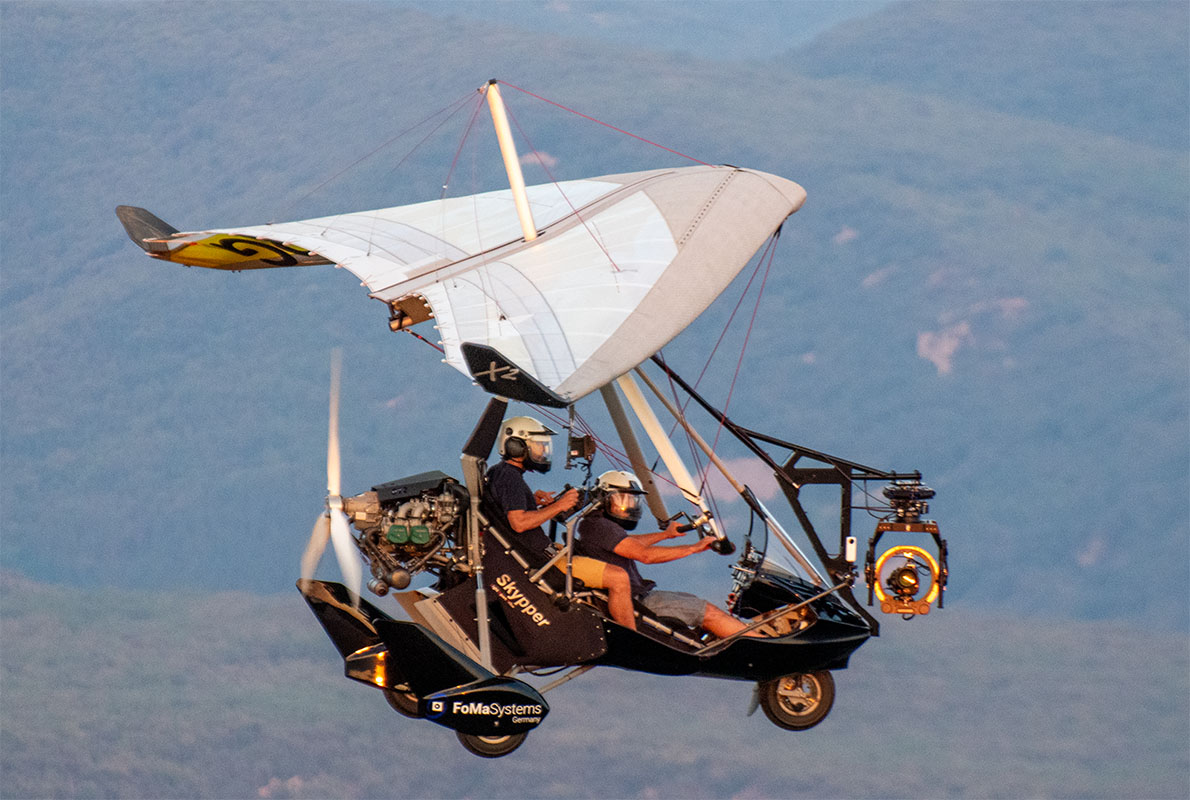 Pilot-Jason-Barrault-with-FoMa-Antares-and- SkyperCam-Airtrike-flying
